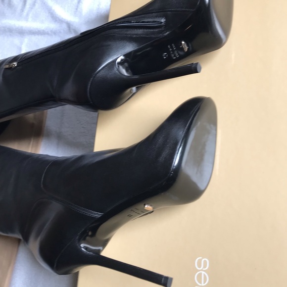 Authentic Sergio Rossi Over-The-Knee Leather Boots Size 40 - Picture 5 of 16